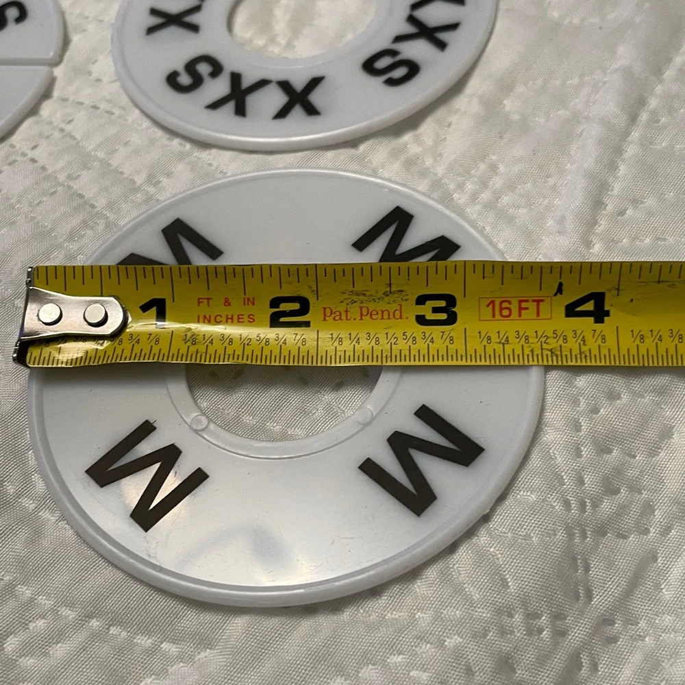 New Set of 4 White Round Plastic Clothing Rack Size Dividers XXS XS S & M